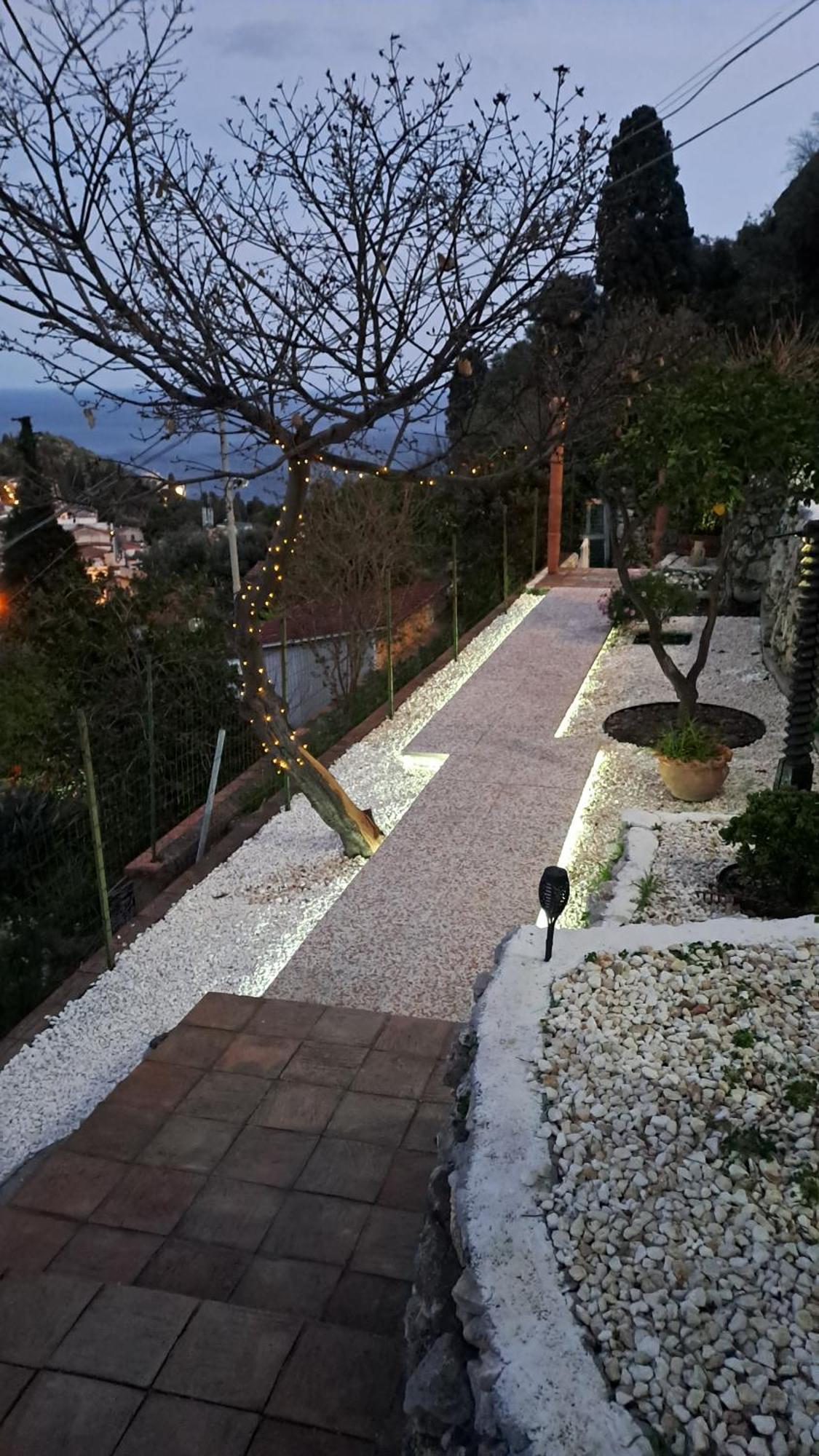 Villa Johnny&Mary's house breathtaking view locazioneturistica Taormina Camera foto